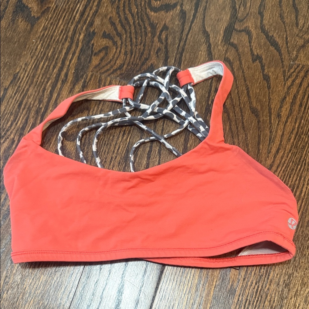 Lululemon Free to Be Sports Bra